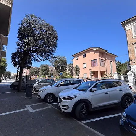 Vittorio Veneto - Spacious And Bright * Civitanova Marche